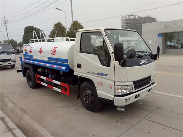 江鈴5噸灑水車