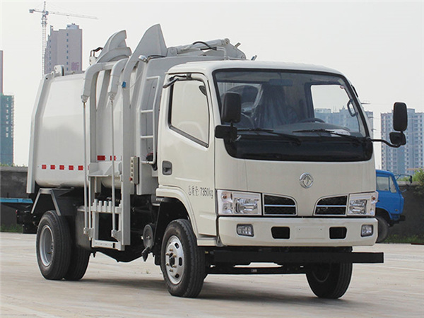 東風小多利卡側裝壓縮垃圾車