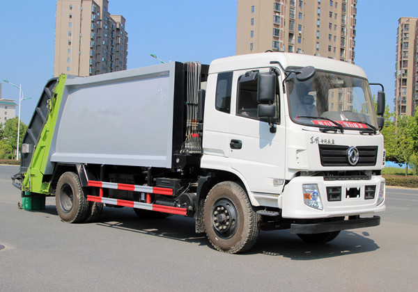 東風專底壓縮垃圾車