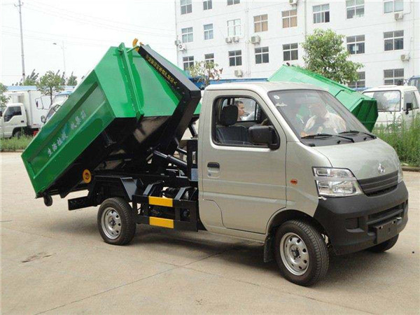 長安勾臂垃圾車（單輪）