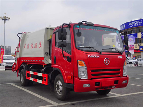 大運壓縮垃圾車