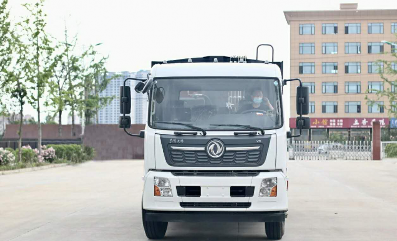 東風天錦14方壓縮垃圾車